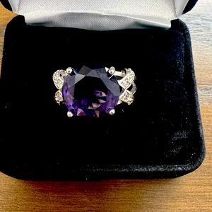 925 SS amethyst and Diamond ring